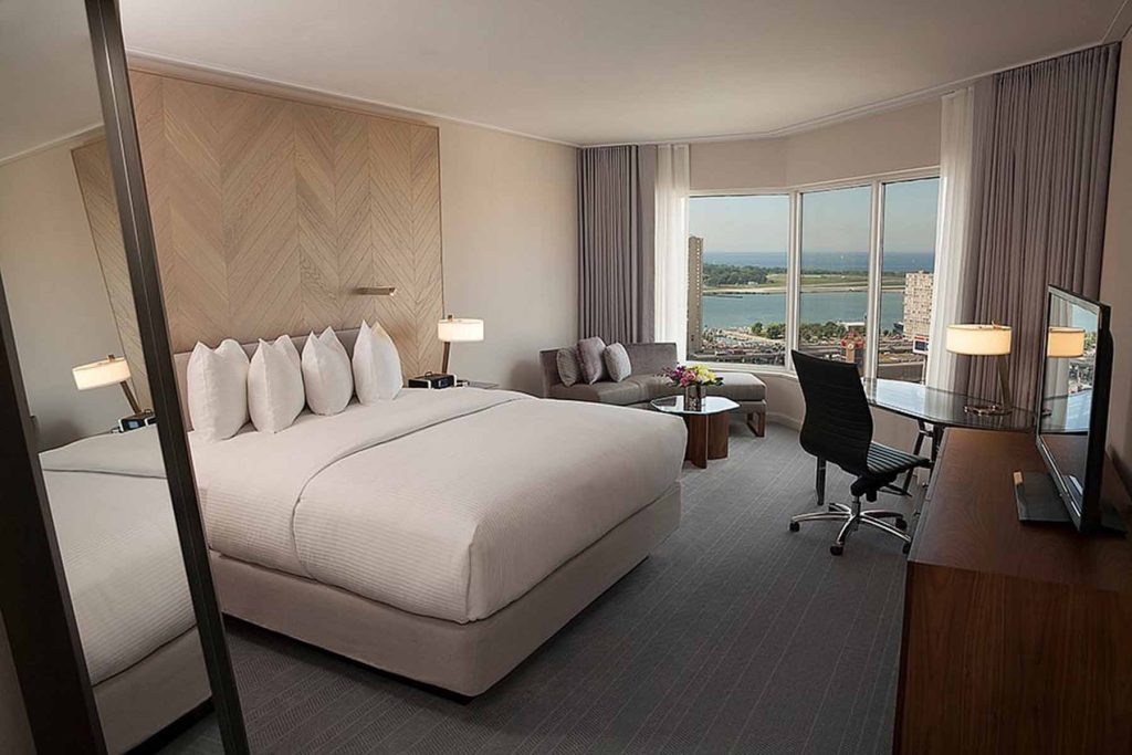 Luxe Verblijfervaring: De Beste Vijfsterrenhotels in Toronto