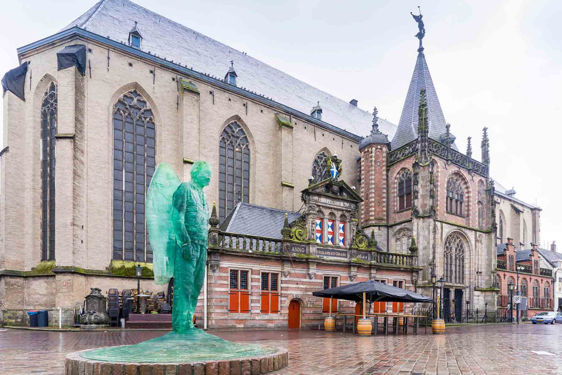 De Top 10 Bezienswaardigheden in Zwolle: Ontdek deze stad vol geschiedenis en moderniteit