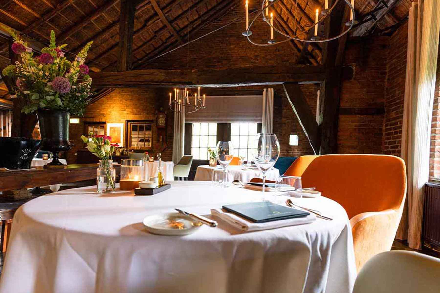 Arnhem Restaurant Selectie: Een Culinaire Ervaring die Je Niet Mag Missen